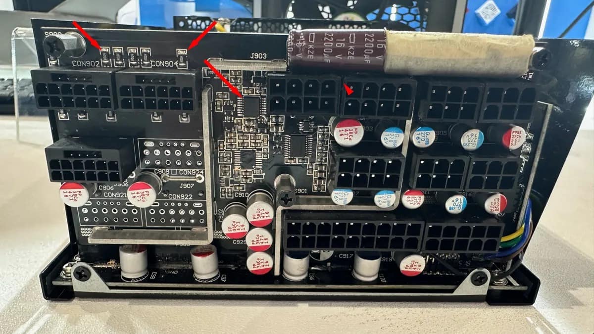 Seasonic apresentou fonte de alimentação com sensores de proteção nas ligações 12V2x6