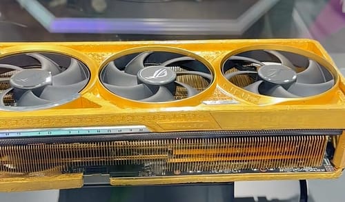Asus lança a gráfica mais cara do mercado RTX 5090 com 5 Quilos de Ouro